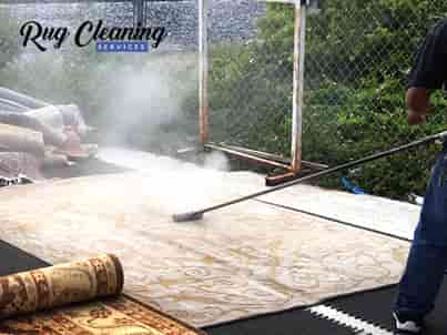 Rug Dust Cleaning